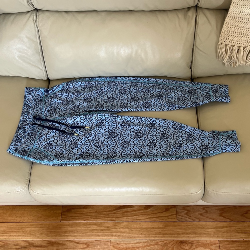 Lilly Pulitzer Island Jogger Bon Bon Blue size S Go Your Own Wave